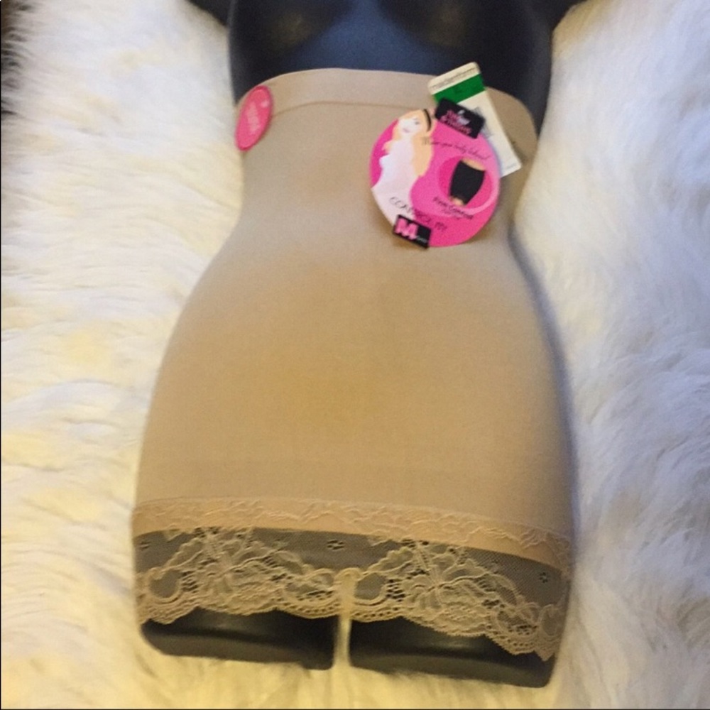 Maidenform firm control Half slip size large